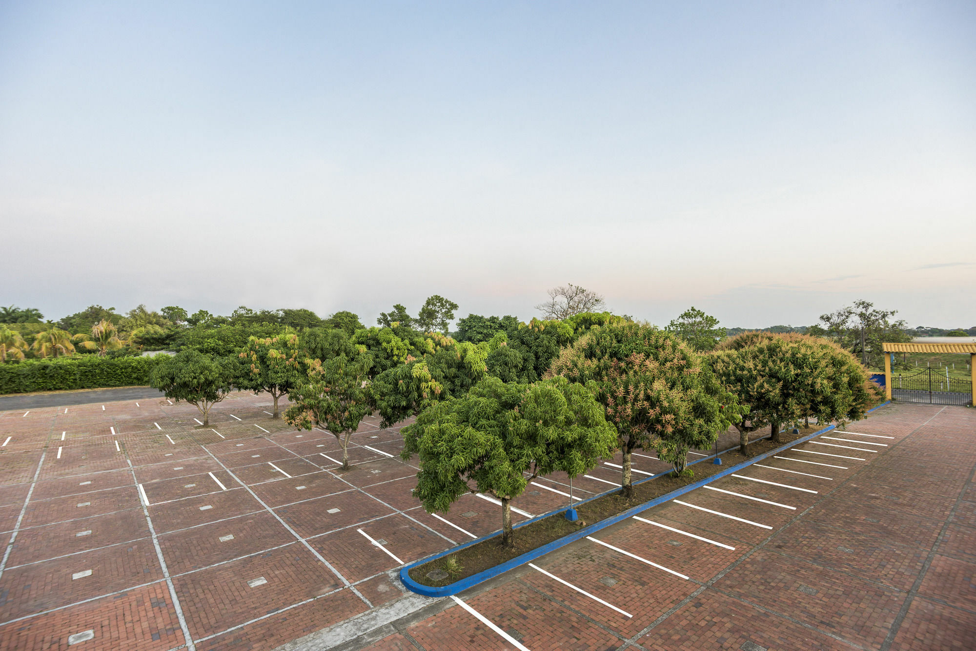 Hotel Sunrise By Hype Apiay Ngoại thất bức ảnh